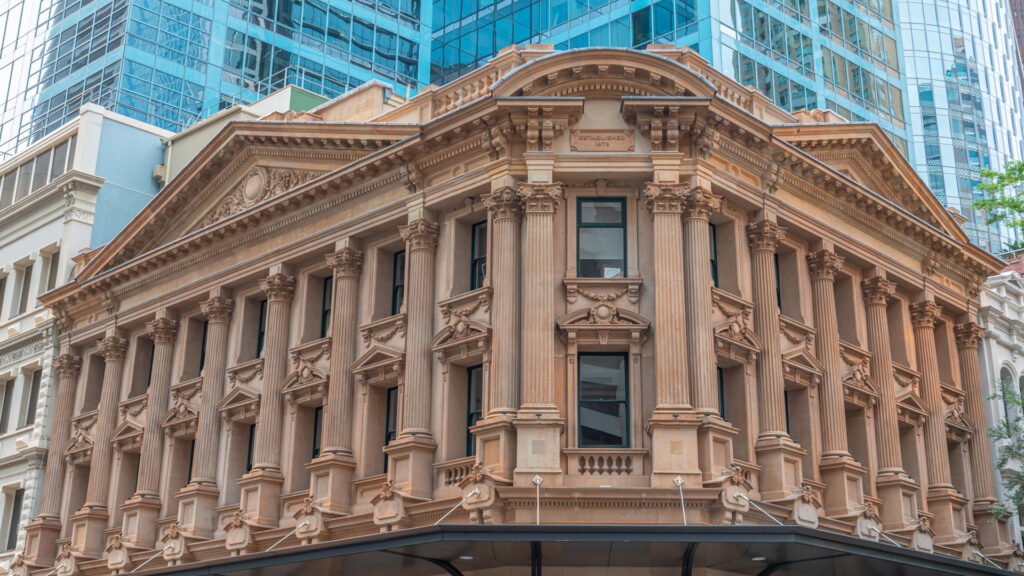 Building with intricate achitecture