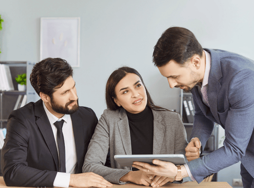 Specialist Brokers